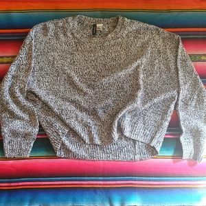 Static H&M cropped sweater